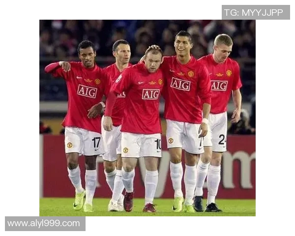 利物浦与曼联历史交锋记录回顾及精彩瞬间分析