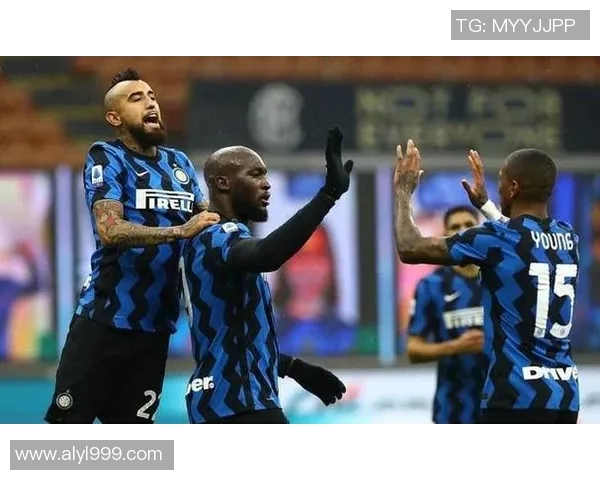 国米与里昂激战正酣最终结果揭晓引发球迷热议